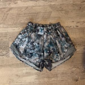 lululemon hotty hot shorts